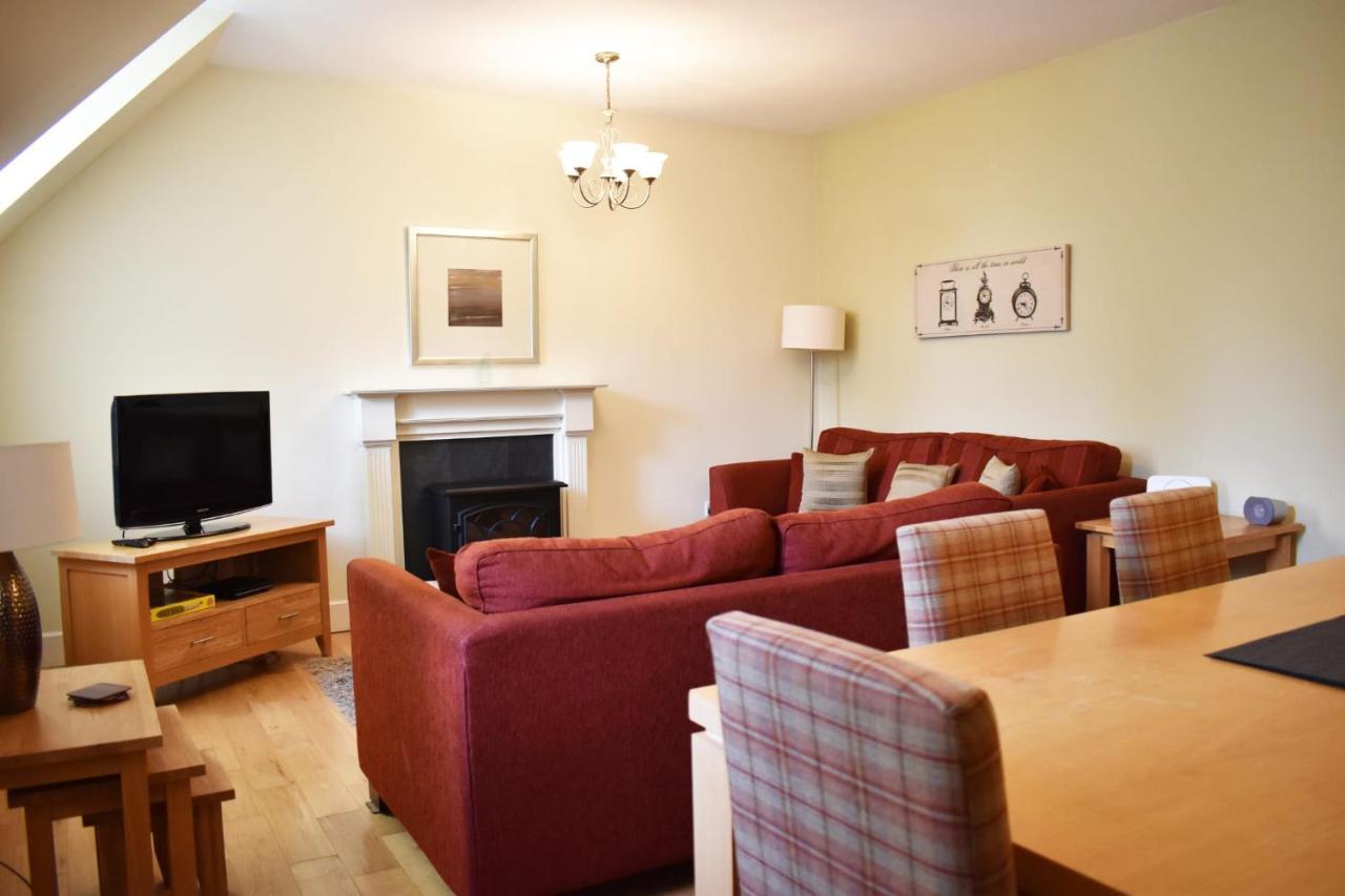 The Ross 2 Bedroom Apartment In Historic Abbey Fort Augustus Dış mekan fotoğraf